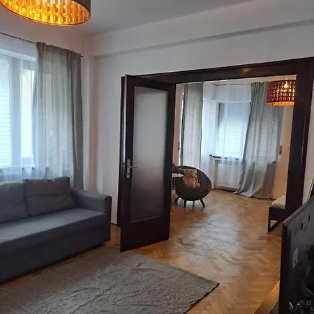 The Flat Of Sillence Piata Romana Apartment