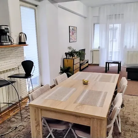 Appartamento The Flat Of Sillence Piata Romana Bucarest