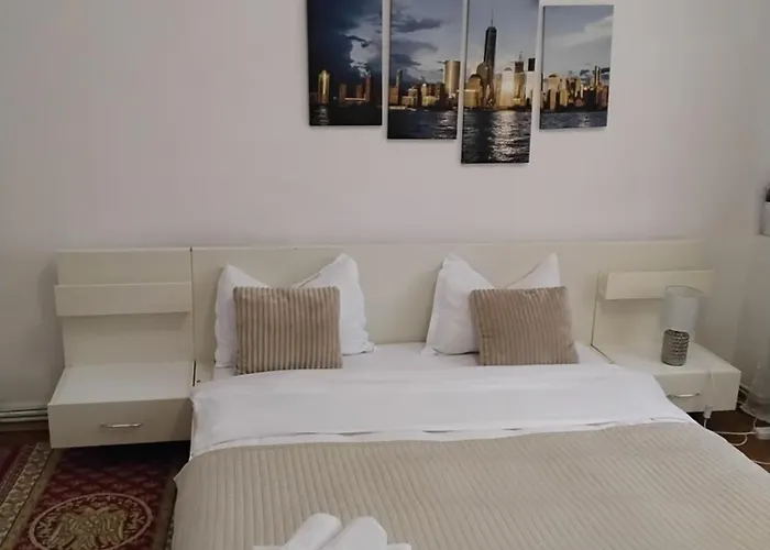 The Flat Of Sillence Piata Romana * Bukarest