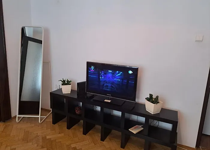 The Flat Of Sillence Piata Romana Бухарест